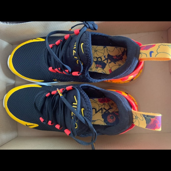 University Gold Bright Crimson | Marche Botanical - Picture 4 of 4